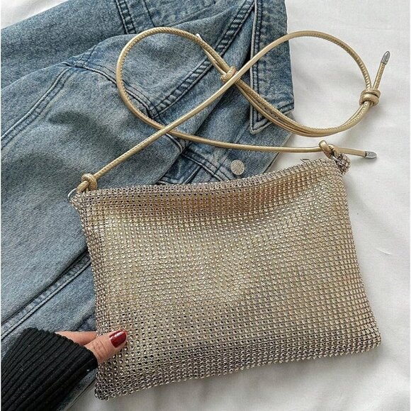 Sparkly Rhinestone Shoulder Handbag with Zipper Closure - Perfect for Evenings - Picture 4 of 5